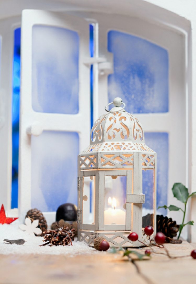 deco fönsterbräda vinter idé lykta vit romantisk jul diy design