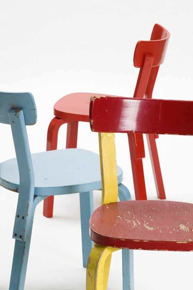 vintage stolar trä ryggstödskalad färg-effekt-Alvar Aalto