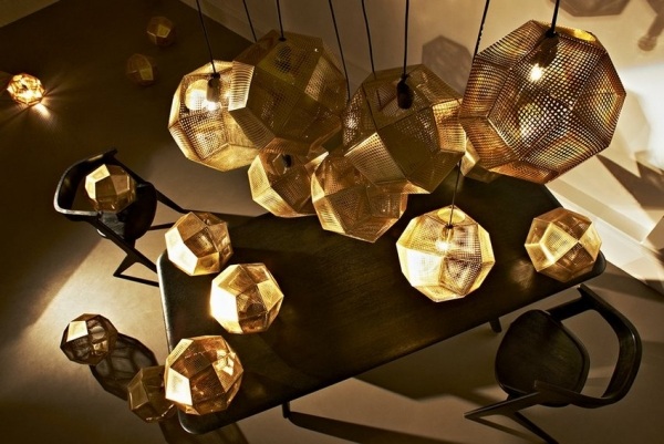 futuristiska hängande lampor design guld tom dixon glödlampa ets