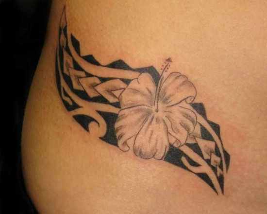 Floral μοτίβο τατουάζ