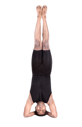 Headstand Pose - Sirsasana Yoga Pose parempaan terveyteen