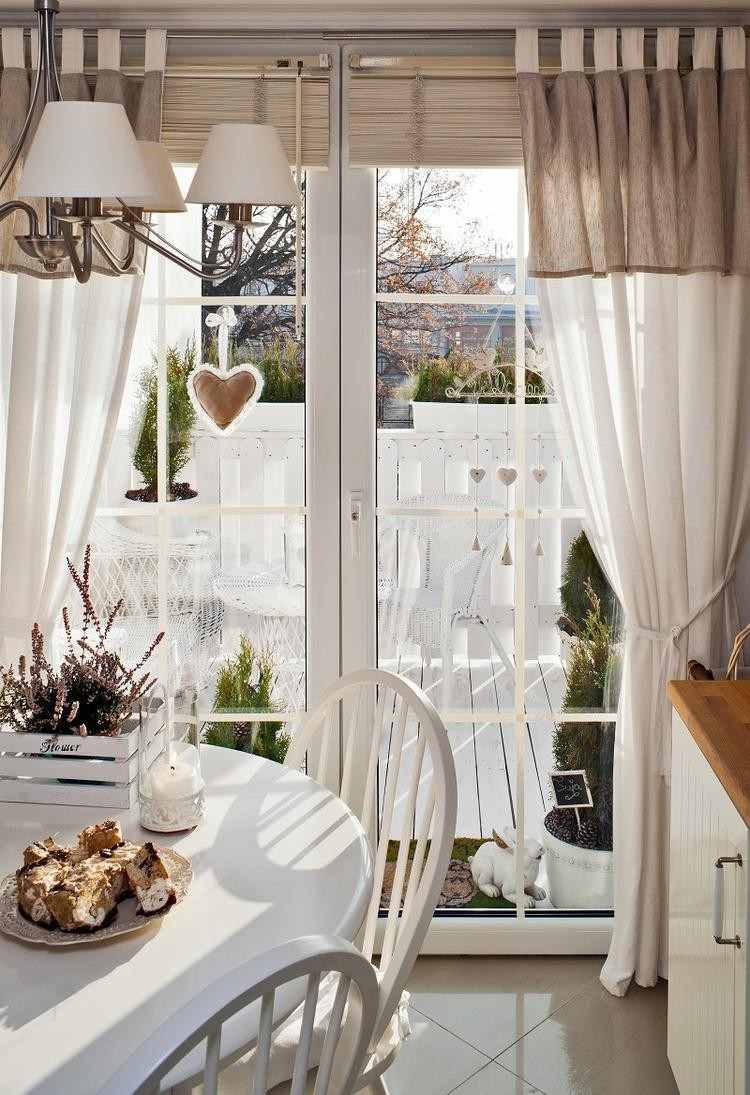 Fönsterridåer-idéer-kök-golv-längd-linne-tyg-vit-dörr-terrass