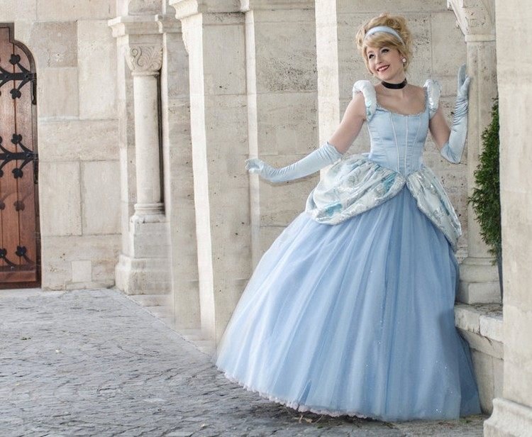 Halloween-Makeup-Frisyrer-Cinderella-Disney-Princess-Hår