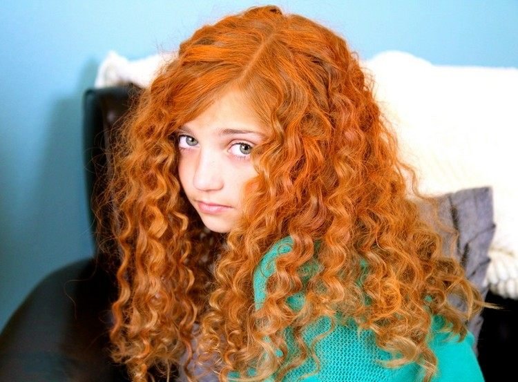 Halloween-makeup-merida-disney-prinsessa-frisyrer-lockar-hår