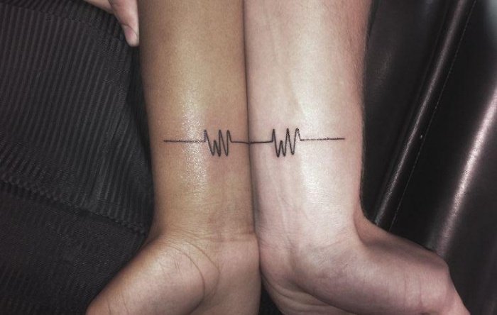 Tatuering-idéer-för-kärlek-par-matchande-hjärta-diagram