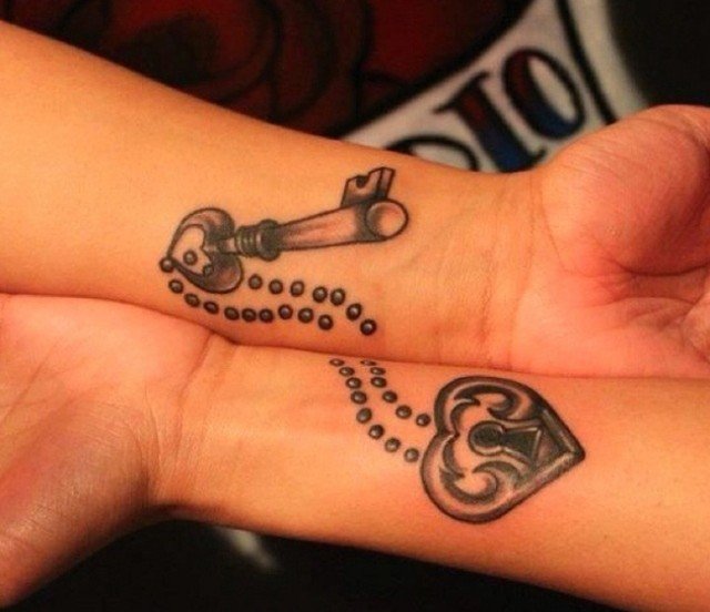 Tatuering-idéer-för-älskare-lås-och-nyckel-matchning