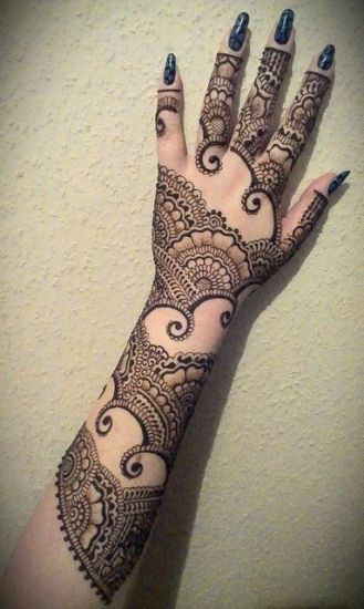 Ινδικά σχέδια Henna για τα χέρια