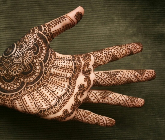 ινδικά σχέδια mehendi για τα χέρια