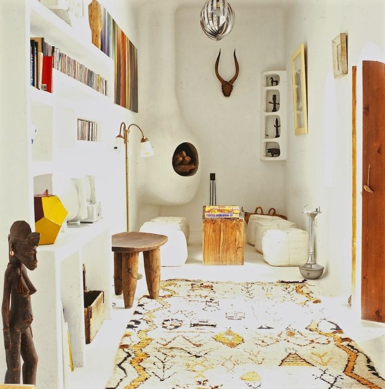 orientaliska levande idéer-levande tillbehör-modern-eklektisk-inredning-marockansk-vit-naturligt trä-inbyggda hyllor