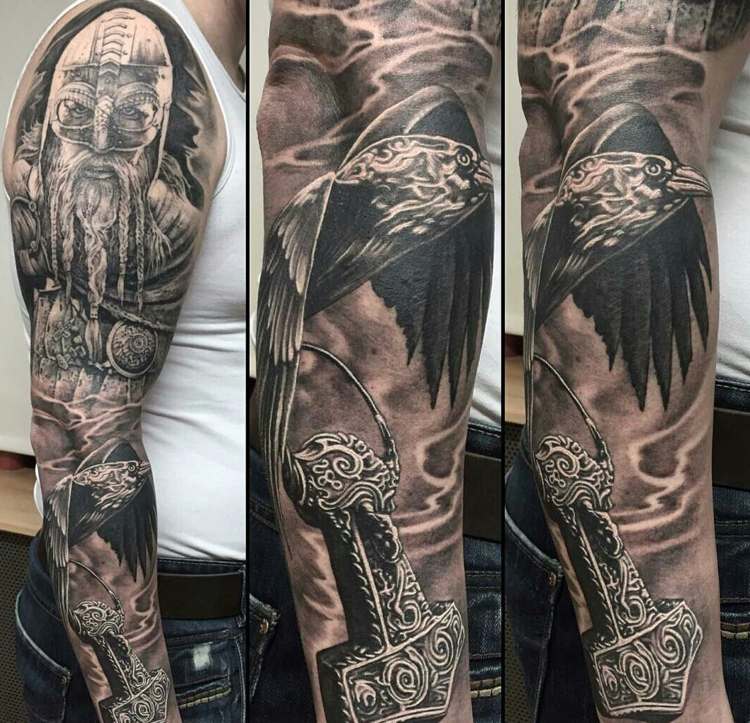 Viking warrior tattoo 3D korp Odins hammare hela armen