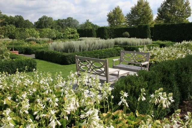 skapa trädgårdsmöbler klassisk bänk två trädgårdsbord