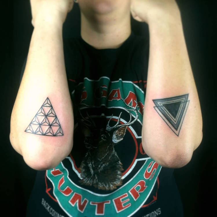 Idéer-tatuering-mallar-motiv-tatuering-betyder-triangel-pyramid