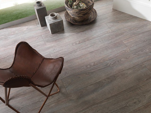 idéer för laminatgolv inredning sort färg Porcelanosa