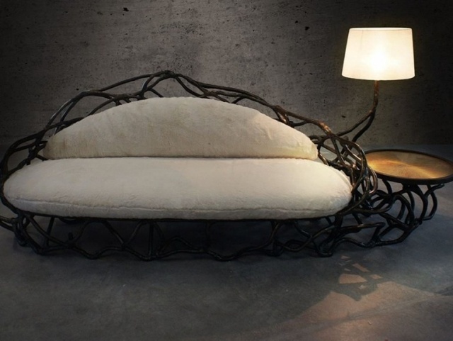 vardagsrum-modern-möblerad-soffa-integrerad-lampa-sidobord-ELIPSE-Karpa