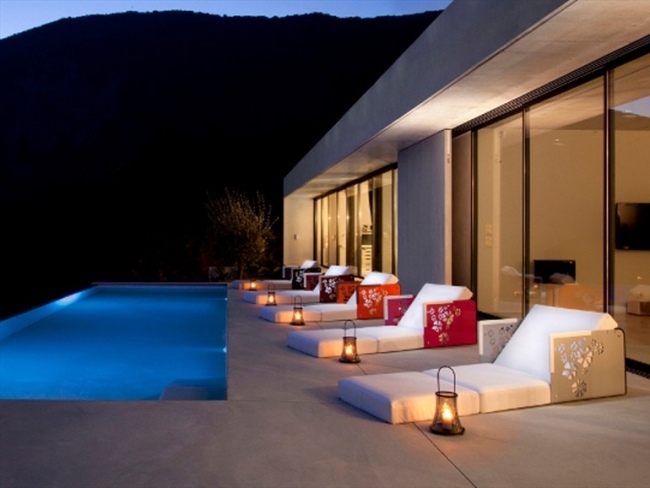lounge fåtölj pool trädgård kudde Emmanuelle Legavre ego paris kub