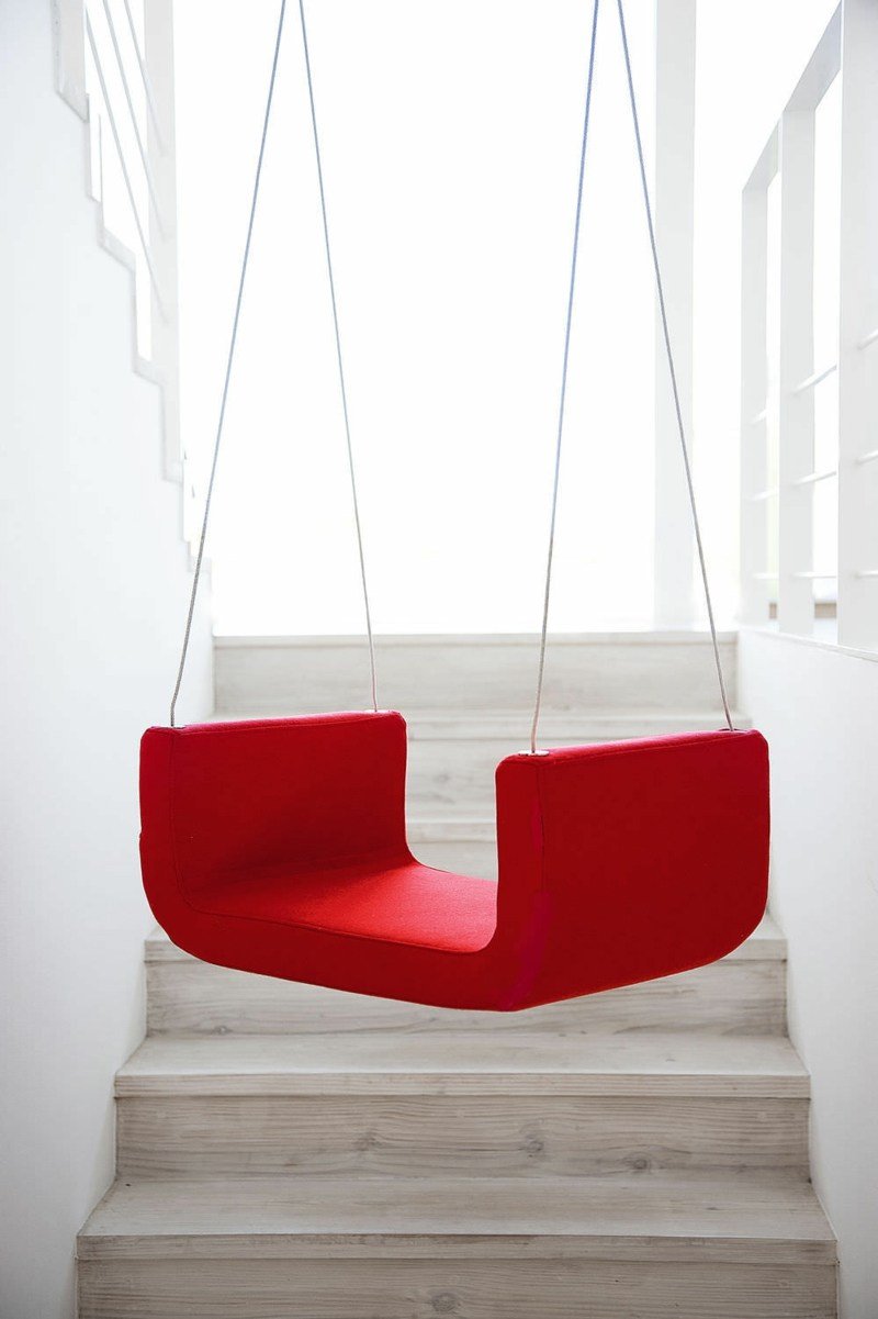 hängande stol idéer softline röd gung idé sittklädsel