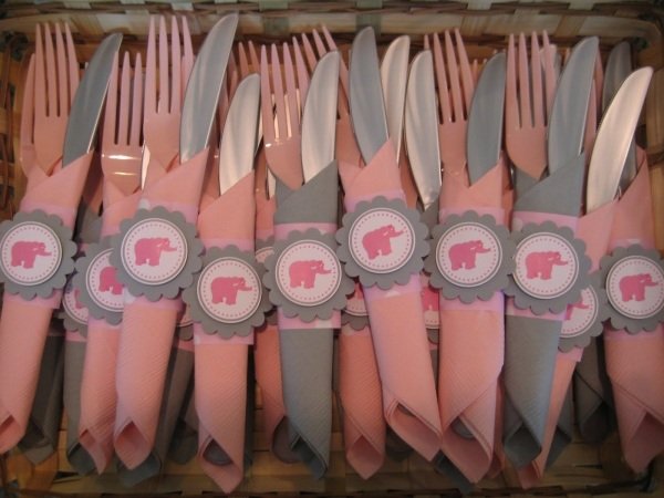 Förslag-baby shower-dekoration-bestick-servett-papper