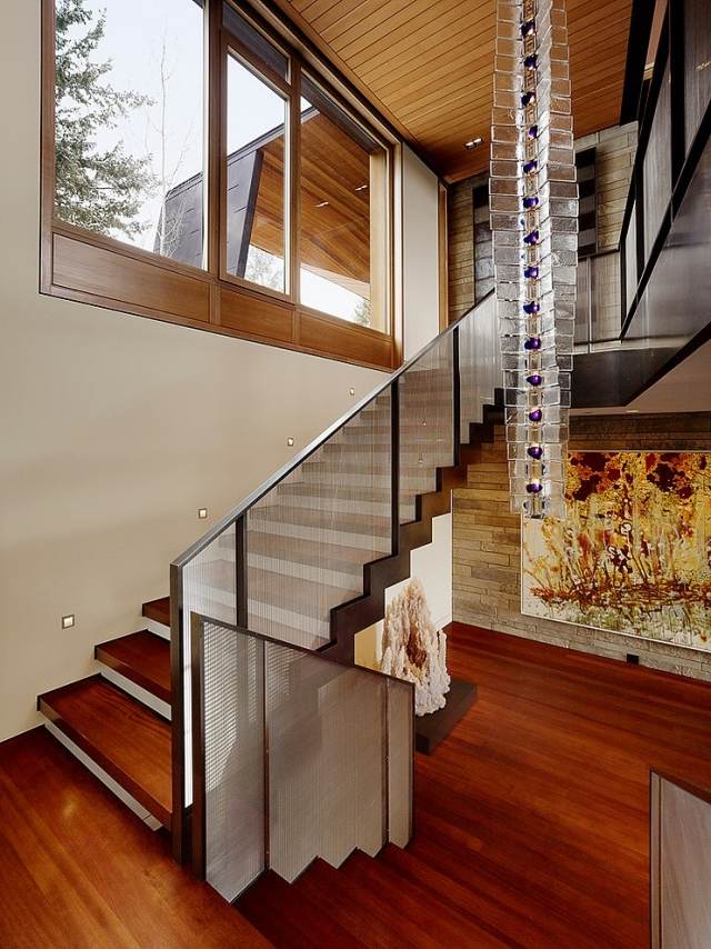 trappa-design-trä-steg-trådnät-räcke