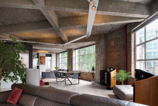 loft-inredning-intressant-tak-design-exponerad betong