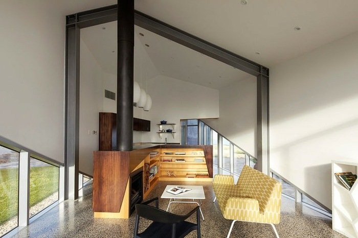 Snedtak-och-väggar-möbler-hörn-område-gjorda av trä-retro-soffa