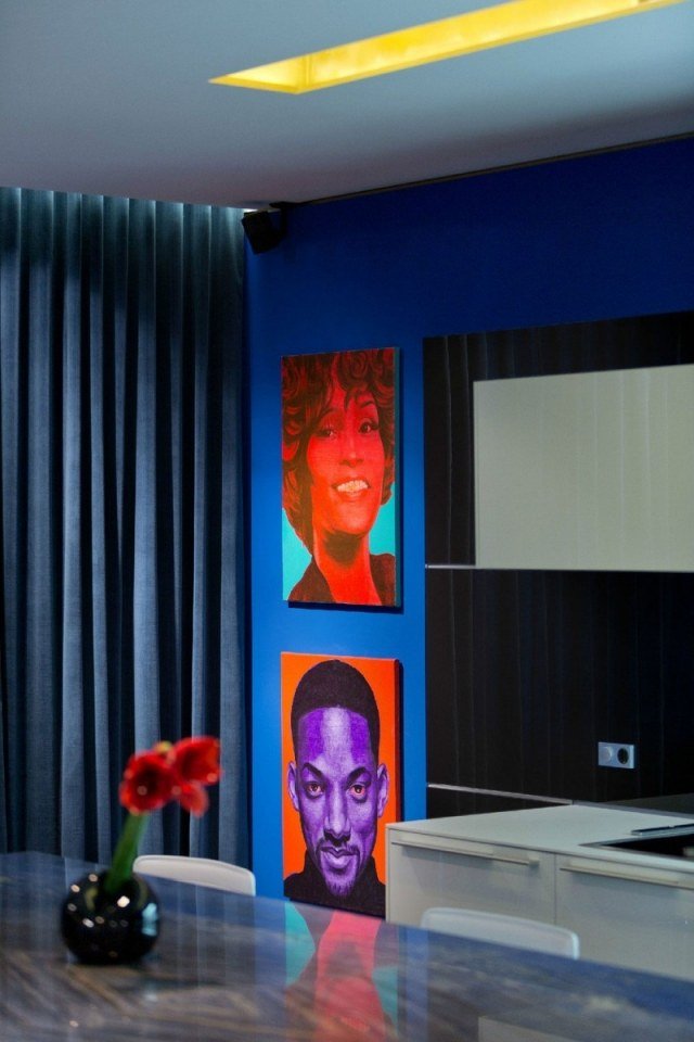 idéer väggdesign med neonfärger porträttmålning inrättade en lägenhet