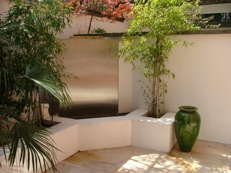 trädgård-idéer-design-brunnar-murade-upphöjda-sängar-bambu-växter