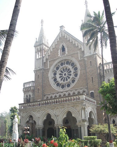 Cowasji Jehangir Hallin kuuluisa museo Mumbaissa