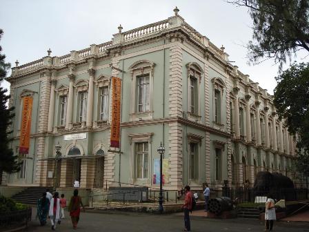 Victoria and Albert -museot Mumbaissa