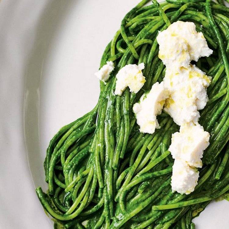 pasta-vegetarisk-spenat-ricotta-15 minuter