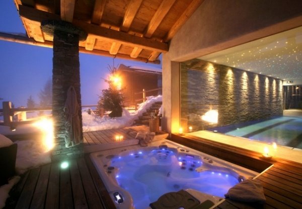 balkong-chalet-jacuzzi-pool-glaspartition