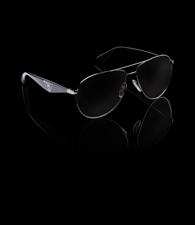 Aviator-solglasögon-för-kvinnor-prada-kollektion-trendiga