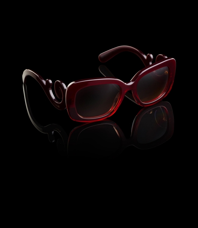 prada-Eyewear-Collection-2014-röda-solglasögon-plast