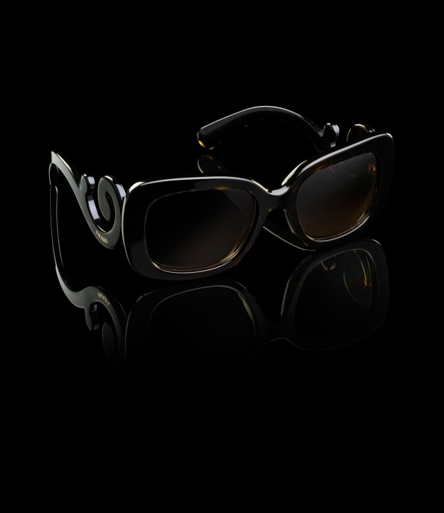 solglasögon-glasögon-samling-Prada-detaljerade detaljer