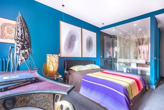 design-sovrum-tyger-mönstrad-dekoration-vägg-färg-blå