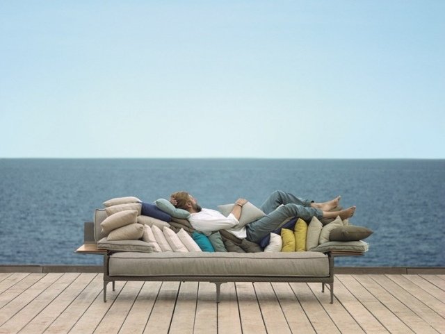 Utomhus-Lounge-solstolar-Daybed-Rayn-Philippe-Starck-Dedon-Collection