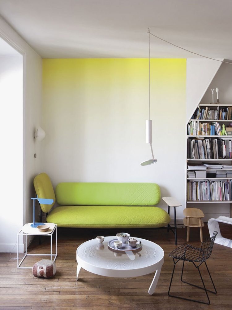 väggmålning-idéer-ombre-effekt-gul-vitt-vardagsrum