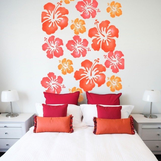 Mönster-vägg-målning-idéer-stencil-blommor-sovrum
