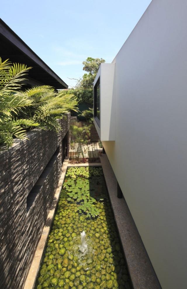 trädgård vägg skiffer hus bostadsstruktur fontän damm näckrosor