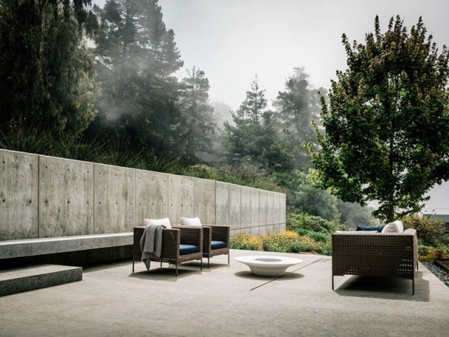 trädgård vägg betong grov terrass öppen spis utemöbler