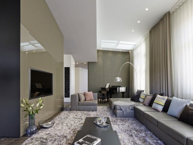 Levande idéer för vardagsrummet grå-modulär-soffa-shaggy-matta