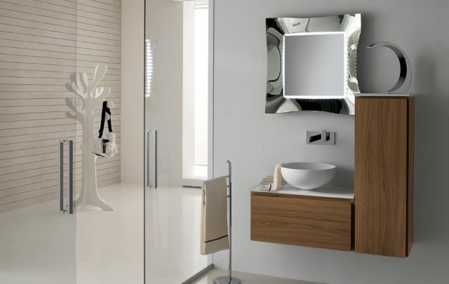 IBISCO-moderna-badrum-möbler-litet-badrum-skåp-trä-fronter