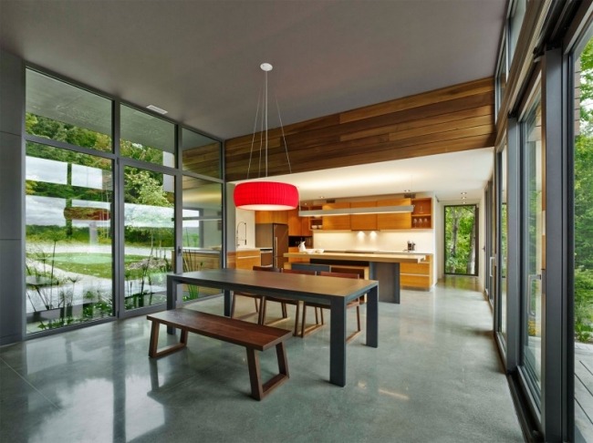 design hus matbord bänk orange kök inglasning tillgång terrass