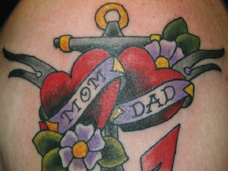 Τα καλύτερα σχέδια τατουάζ για μαμά και μπαμπά