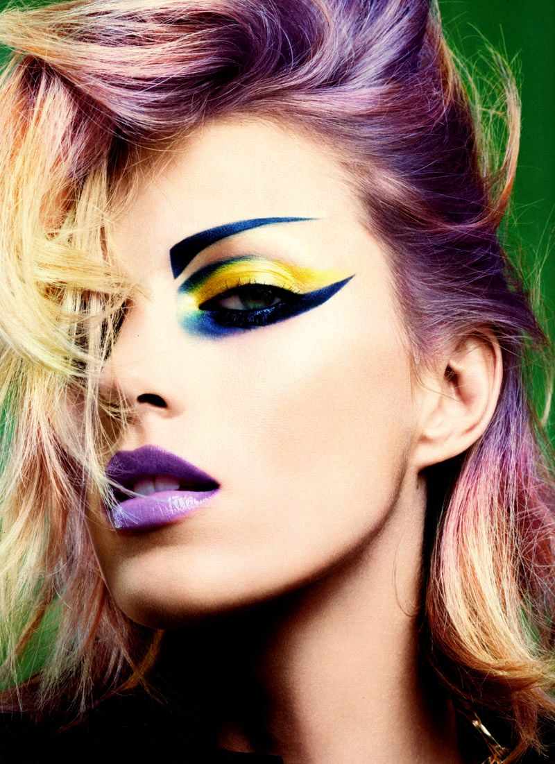 Punk Make Up Instruktioner Neon Eyeshadow Purple Lipstick