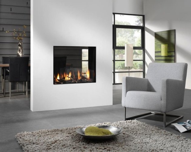 färger-kombinerande-monokrom-vägg-inbyggd-i-eldstad-gas-eldstad stol