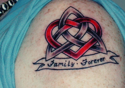 Trinity -perheen tatuointi