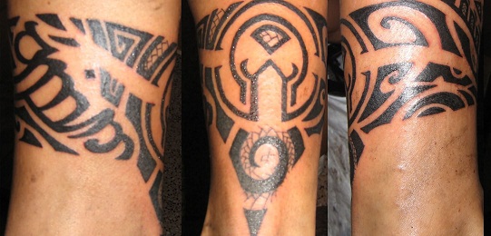 Egyptiläinen heimo käsivarsinauha tatuointi