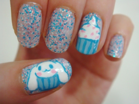 Väri Glitter Cupcake Nails