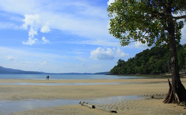 Παραλίες στην παραλία Andaman-Karmatang