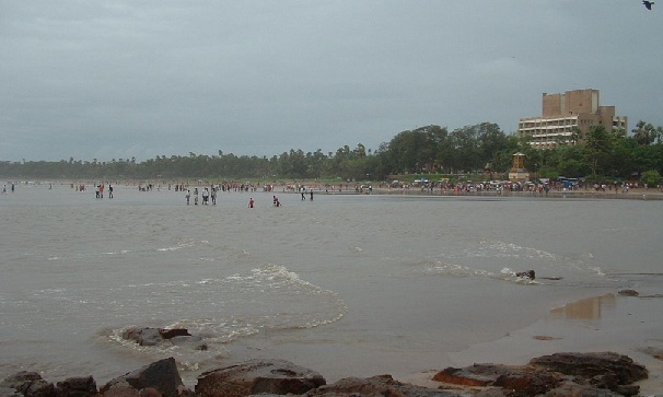 rannat-in-mumbai_madh-island-beach